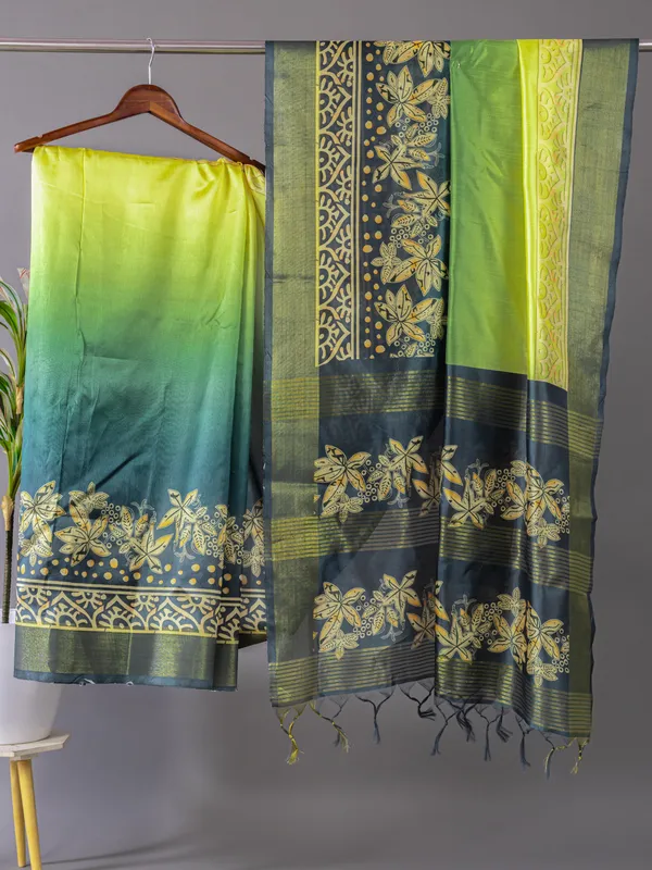 Soft_Tussar_Silk_sarees_with_Beautiful_Digital_Print_With_Attractive_Checks_Design_Saree_And_Digital_Print_Blouse_With_Tassels