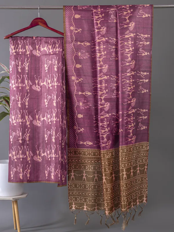 Soft_Tussar_Silk_sarees_with_Beautiful_Digital_Print_With_Attractive_Checks_Design_Saree_And_Digital_Print_Blouse_With_Tassels