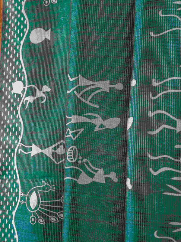Soft_Tussar_Silk_sarees_with_Beautiful_Digital_Print_With_Attractive_Checks_Design_Saree_And_Digital_Print_Blouse_With_Tassels