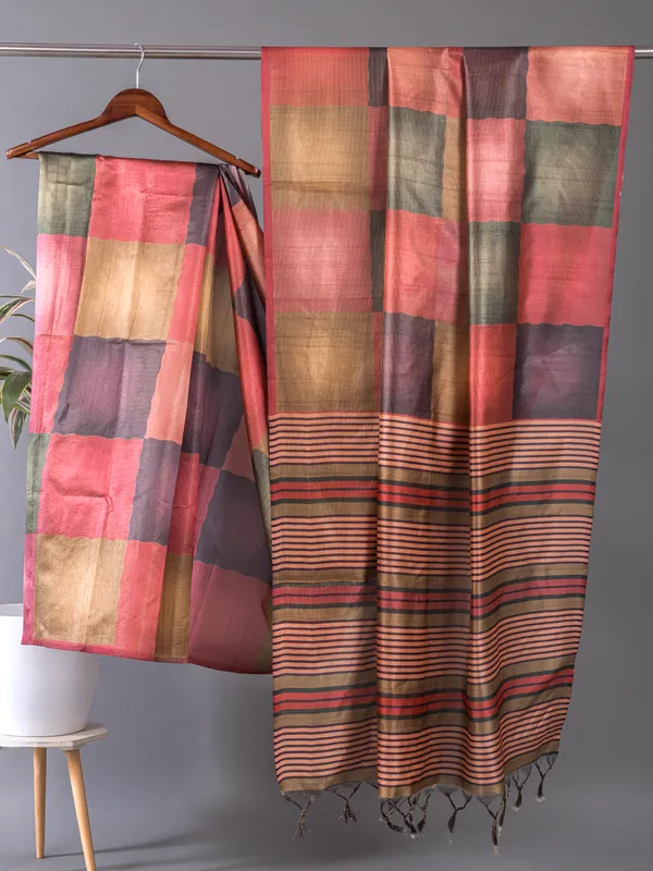 Soft_Tussar_Silk_sarees_with_Beautiful_Digital_Print_With_Attractive_Checks_Design_Saree_And_Digital_Print_Blouse_With_Tassels