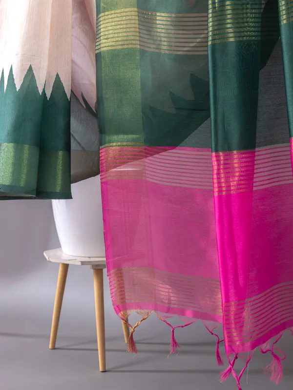 Soft_Tussar_Silk_sarees_with_Beautiful_Digital_Print_With_Attractive_Checks_Design_Saree_And_Digital_Print_Blouse_With_Tassels