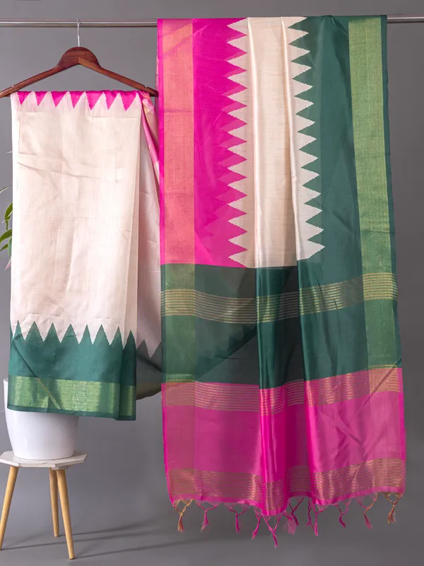 Soft_Tussar_Silk_sarees_with_Beautiful_Digital_Print_With_Attractive_Checks_Design_Saree_And_Digital_Print_Blouse_With_Tassels