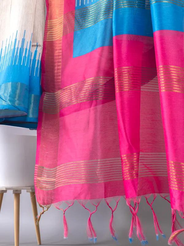 Soft_Tussar_Silk_sarees_with_Beautiful_Digital_Print_With_Attractive_Checks_Design_Saree_And_Digital_Print_Blouse_With_Tassels