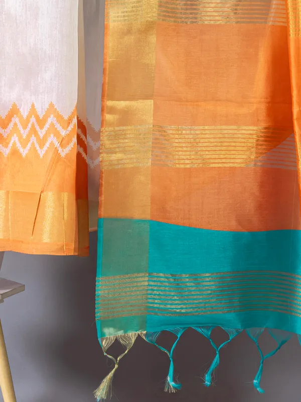 Soft_Tussar_Silk_sarees_with_Beautiful_Digital_Print_With_Attractive_Checks_Design_Saree_And_Digital_Print_Blouse_With_Tassels