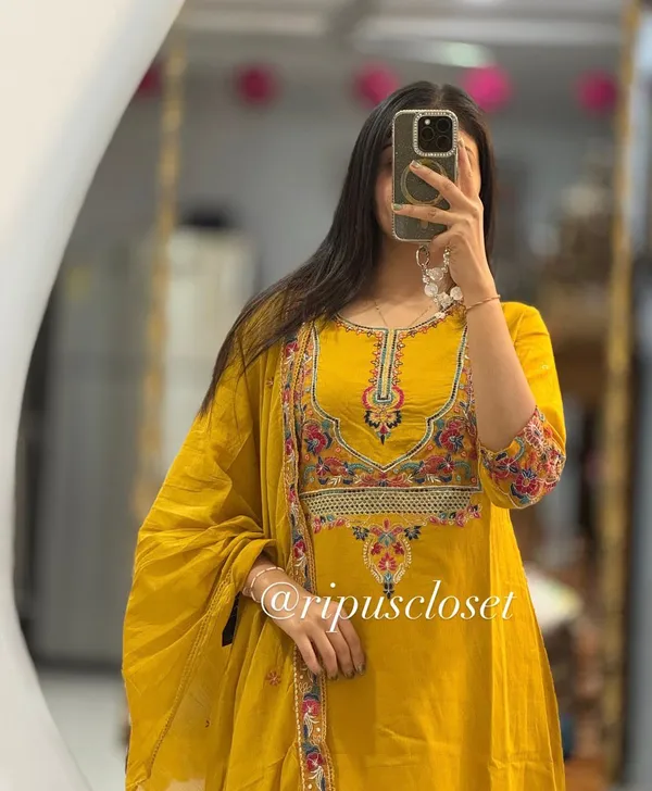 Beautiful_Embroidery_Kurta_With_Pant_And_Dupatta_Set