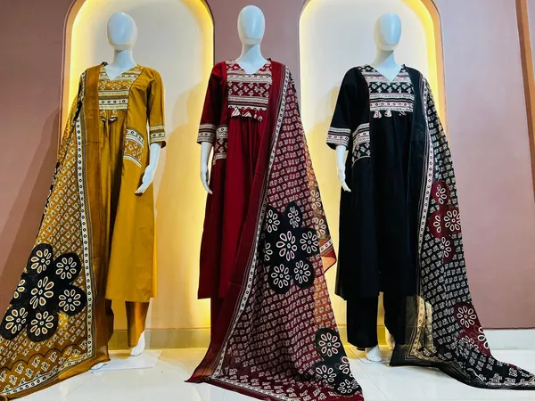 Beautifull_A-Line_Out_Fit_Kurta_Set
