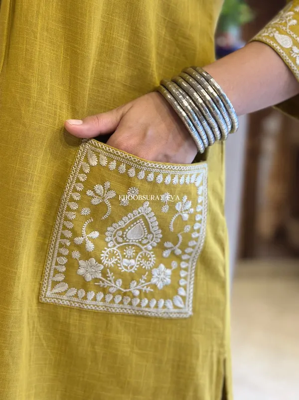 Elegant_Cotton_Flex_Embroidered_Co-ord_Set