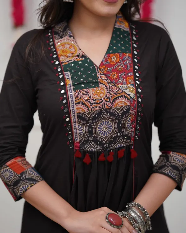 Digital_Print_yog_Kurti_With_Pant_And_Digital_Print_Dupatta_Set