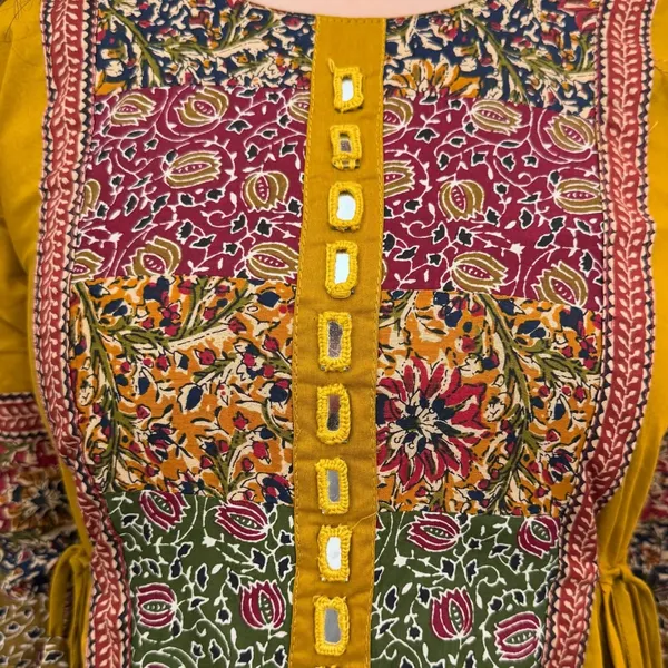Chic_Flared_Anarkali_Suit_Set