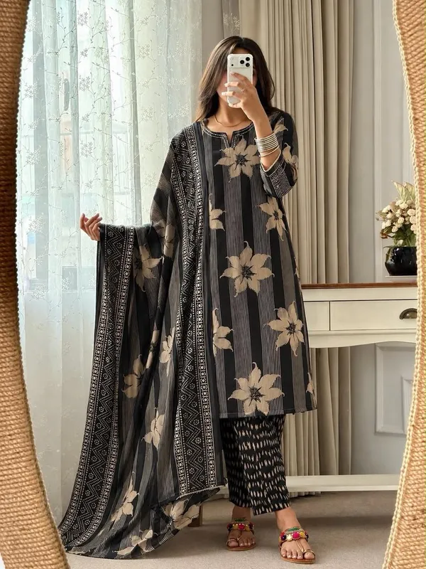 Noor_Floral_Stripe_Suit_Set