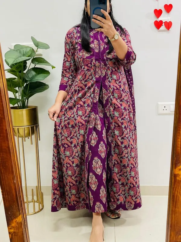 Premium_Rich_Floral_Print_Cotton_Suit_in_Anarakali_Style🥳🥳