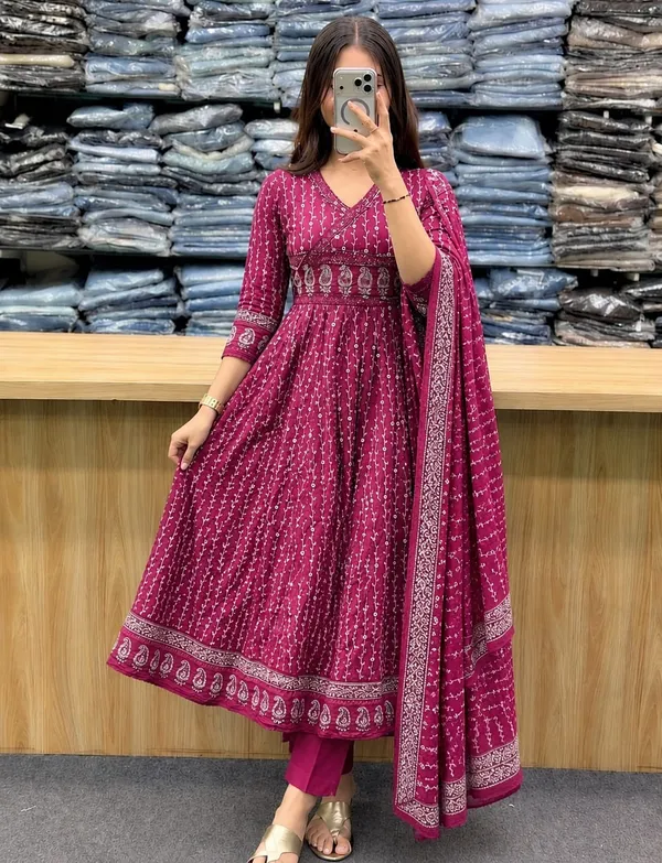 Stylish_Anarkali_Kurti_With_Pant_And_Dupatta_Set