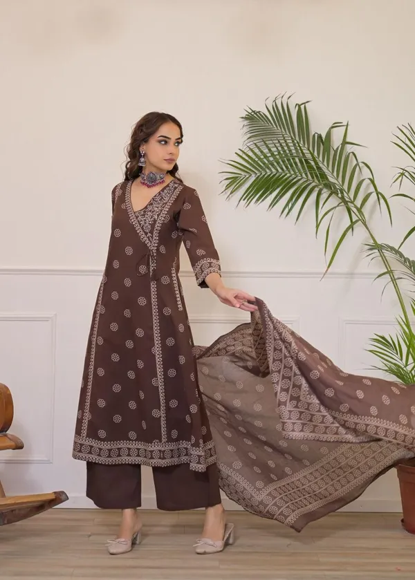 Stylish_Angrakha_Pattern_Discharge_Print_Kurta_Set_