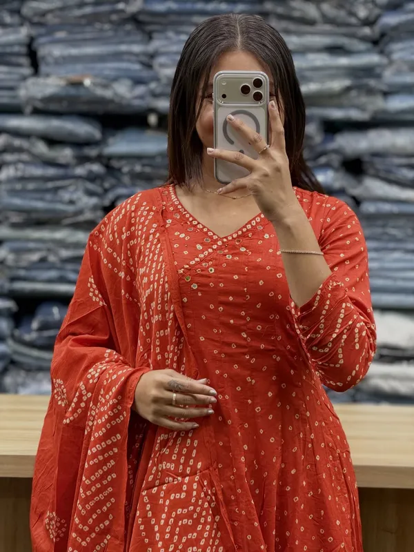 Stylish_Discharge_Print_Bandhej_Kurti_With_Pant_And_Dupatta_Set_