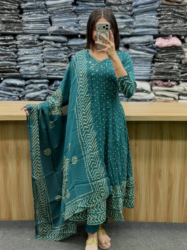 Stylish_Discharge_Print_Bandhej_Kurti_With_Pant_And_Dupatta_Set_