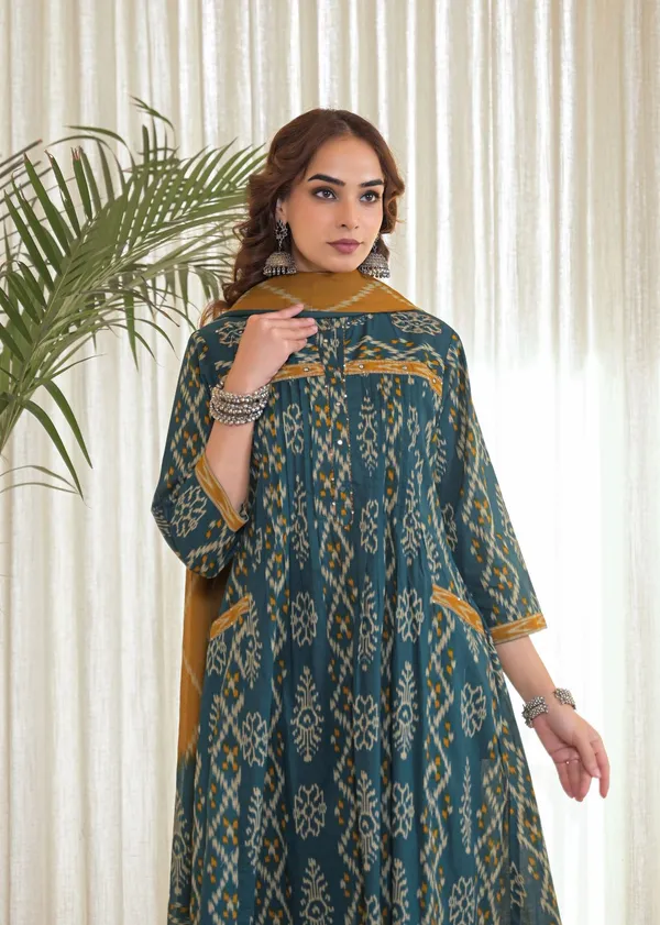 Stylish_Pintex_Kurti_With_Pant_And_Dupatta_Set