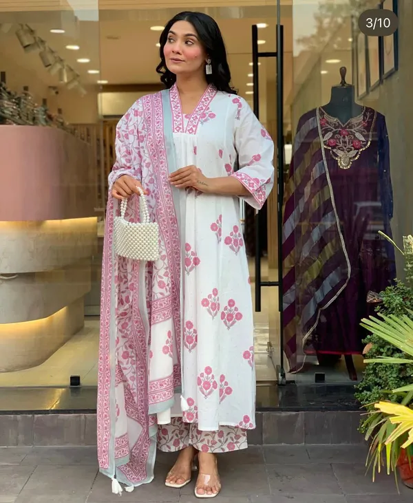 Stylish_Summer_Hit_Artical_Kurti_With_Pant_And_Dupatta_Set