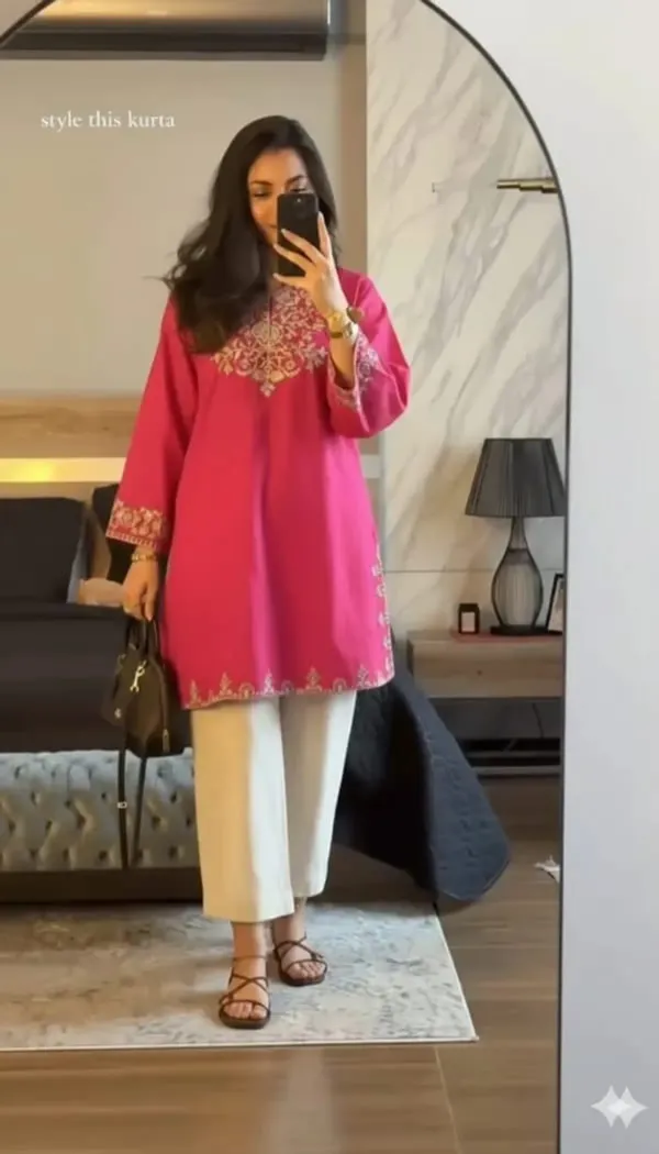Stylish_Havy_Embroidery_Kurti_With_Pant_Set