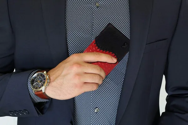 Red_Black_Leather_Wallet_For_Men