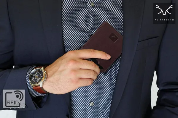 Brown_Leather_Wallet_For_Men