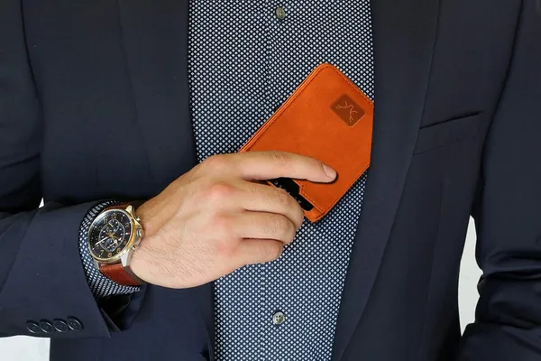 Tan_Leather_Wallet_For_Men