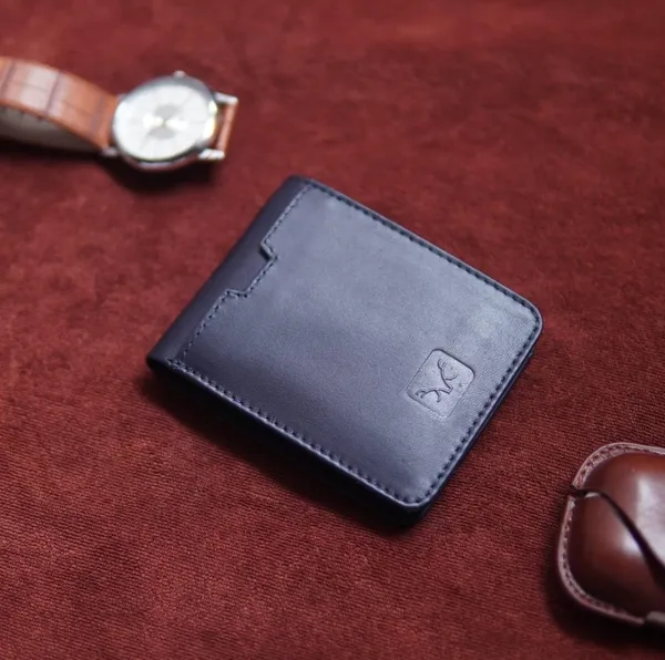 Blue_Leather_Slim_Rfid_Minimalist_Wallet_For_Men