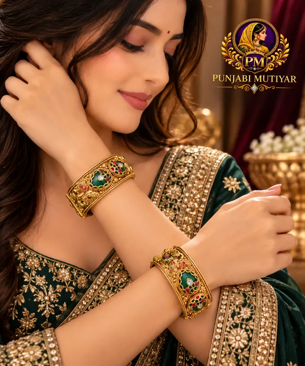 Gold_Stainless_Steel_Bangle_For_Women