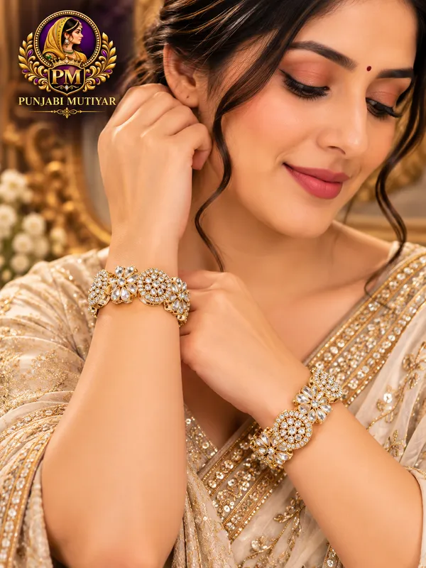 Gold_Stainless_Steel_Bangle_For_Women