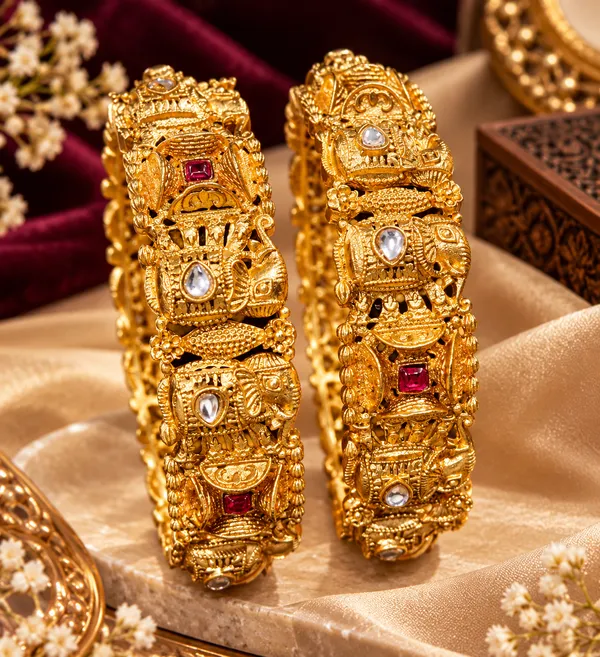 Gold_Stainless_Steel_Bangle_For_Women