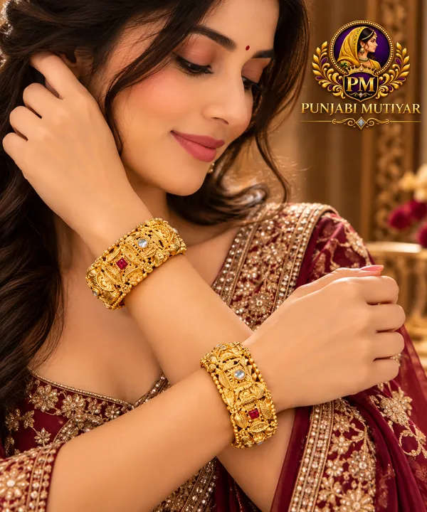 Gold_Stainless_Steel_Bangle_For_Women