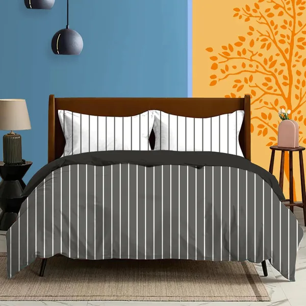 Black_&_White_Pure_Cotton_Super_King_Size_Premium_Quality_Strips_Design_Bedsheet_(210_Tc)