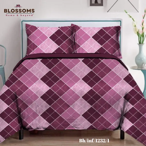Pink_Printed_Queen_Size_Double_Bed_Bedsheet_With_2_Pillows