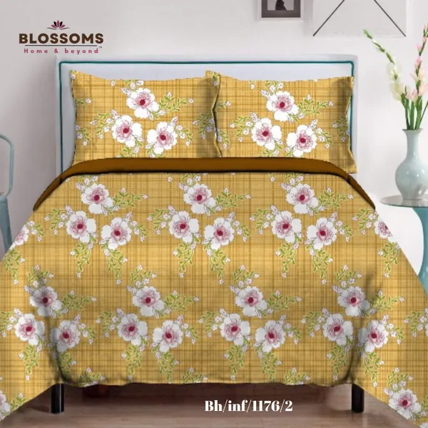 Yellow_Printed_Queen_Size_Double_Bed_Bedsheet_With_Pillows