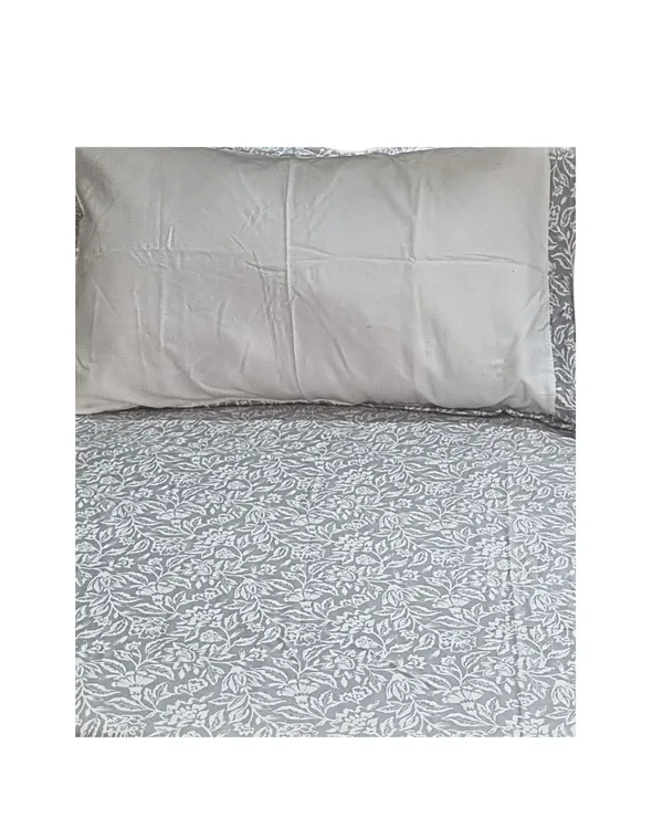 Grey_King_Size_Printed_Floral_Bedsheet_500_Tc_With_2_Pillows