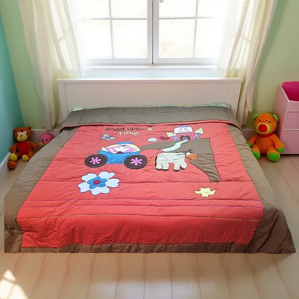 Blossoms_kids_embroidered_patchwork_quilt_with_big_size.