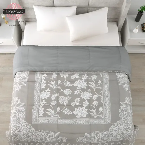 Grey_Floral_Print_Microfiber_All_Weather_Reversible_Comforter_(100_Gsm)