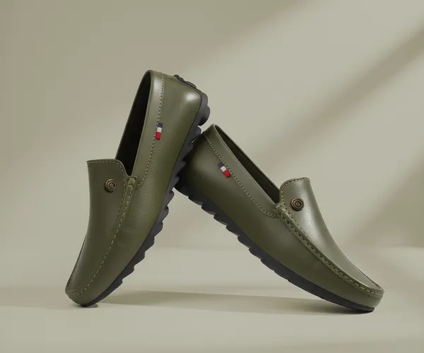 Kraasa_Men_Stylish_Causal_Loafers_|_Premium_Outdoor|_Lighweight_Slip-On's_|_Soft_Cushioned_Insole_|_Super_Flexible,_Comfortable_for_Men