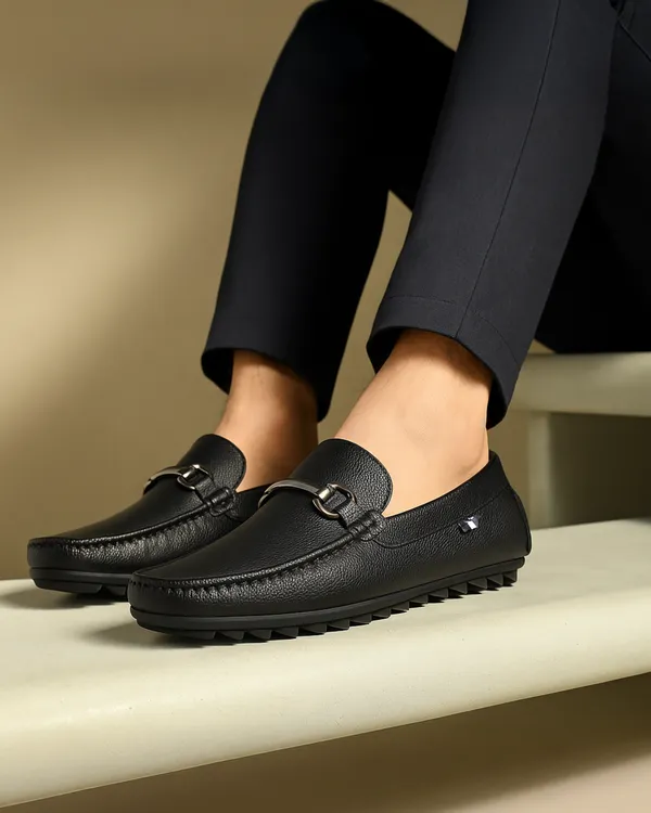 Kraasa Black Synthetic Leather Slip On Loafers For Men Price in