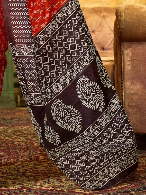 Red_&_Brown_Blended_Silk_Bhagalpuri_Style_Block_Print_Saree_For_Women_|_With_Unstitched_Blouse