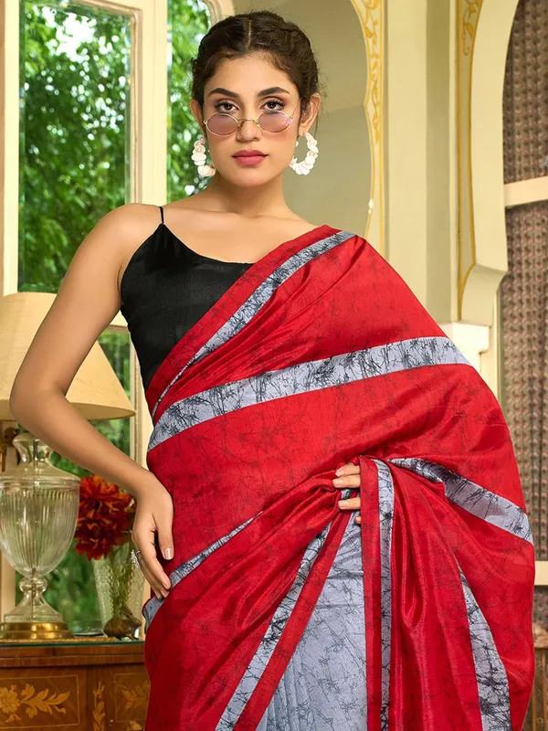 Red_&_Grey_Blended_Silk_Bhagalpuri_Style_Block_Print_Saree_For_Women_|_With_Unstitched_Blouse