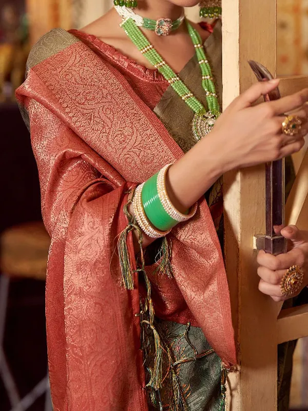 Grey_&_Red_Kalamkari_Elegance_With_Sungudi_Soul_Saree_For_Women_|_With_Unstitched_Blouse