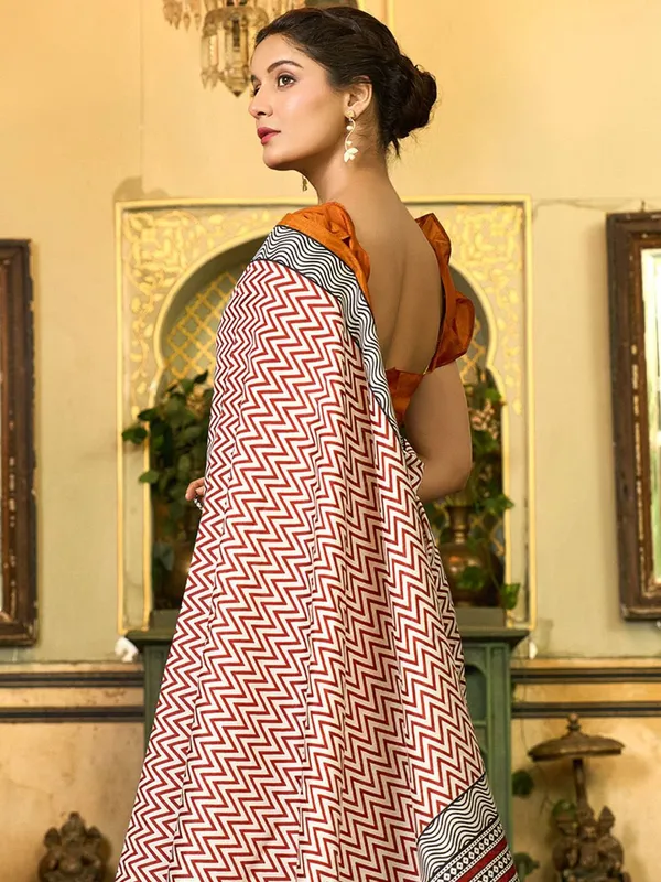 Off-White_&_Mustard_Blended_Silk_Bhagalpuri_Style_Block_Print_Saree_For_Women_|_With_Unstitched_Blouse