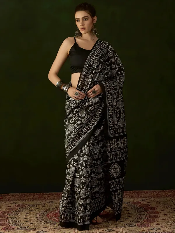 Pragati_Aavya_-_Black_&_White_Bhagalpuri_Art_Silk_With_Ethnic_Print_&_Solid_Border_Saree_For_Women_|_With_Unstitched_Blouse