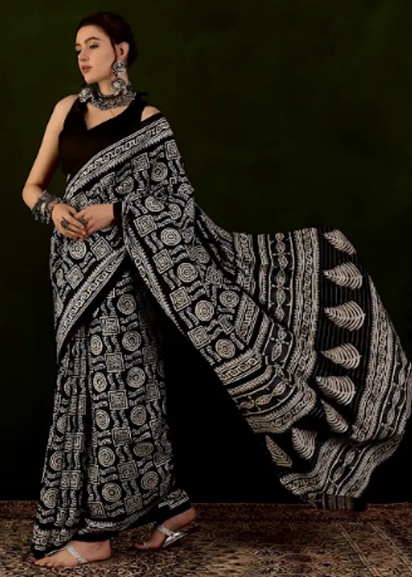 Pragati_Saanvi__-_Black_&_White_Classic_Bhagalpuri_Art_Silk_For_A_Regal_Look_Saree_For_Women_|_With_Unstitched_Blouse
