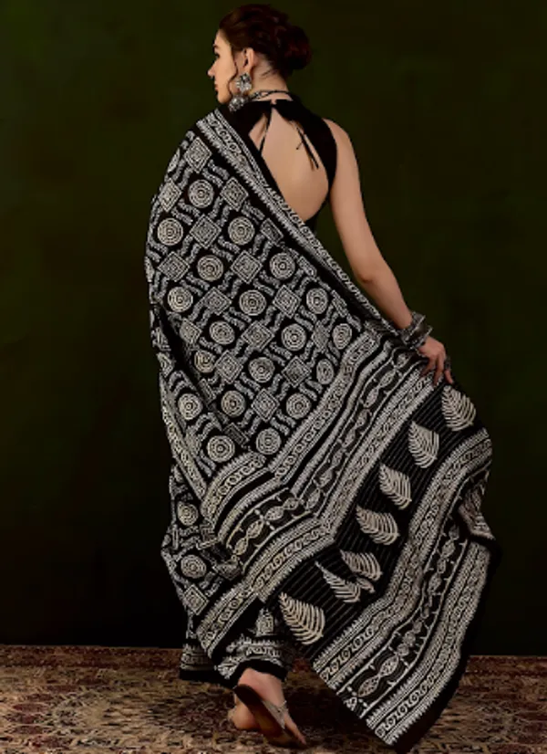 Pragati_Saanvi__-_Black_&_White_Classic_Bhagalpuri_Art_Silk_For_A_Regal_Look_Saree_For_Women_|_With_Unstitched_Blouse