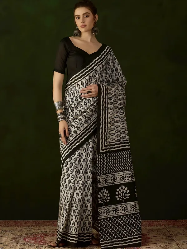 Pragati_Anvika_-_Black_&_White_Graceful_Bhagalpuri_Art_Silk_With_Elegant_Motifs_Saree_For_Women_|_With_Unstitched_Blouse