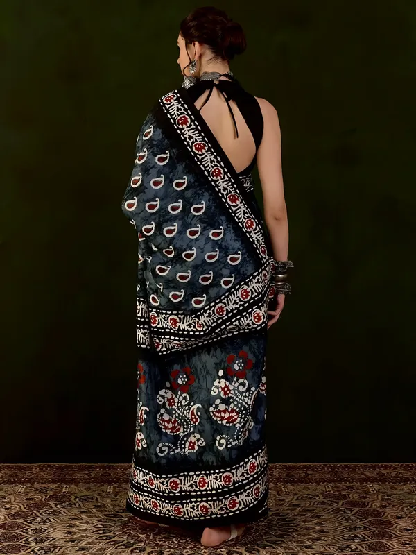 Pragati_Revati_-_Grey_&_White_Elegant_Bhagalpuri_Art_Silk_With_Contrast_Border_Saree_For_Women_|_With_Unstitched_Blouse