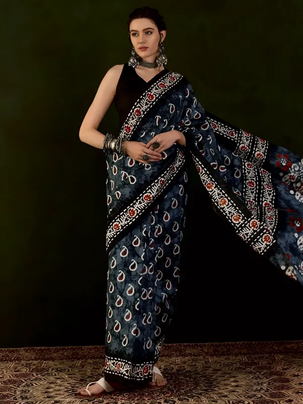 Pragati_Revati_-_Grey_&_White_Elegant_Bhagalpuri_Art_Silk_With_Contrast_Border_Saree_For_Women_|_With_Unstitched_Blouse