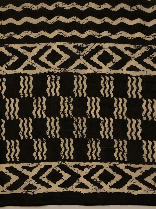 Black_&_White_Bhagalpuri_Art_Silk_Saree_By_Pragati_Vanya_–_Ethnic_Elegance_|_With_Unstitched_Blouse