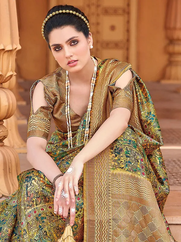 Cream_&_Green_Banarasi_Silk_With_Exquisite_Zari_Detailing_&_Timeless_Motifs_Saree_For_Women_|_With_Unstitched_Blouse